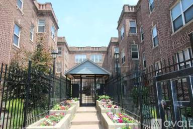 Main picture of 4927-4933 N Kedzie Ave Apartments
