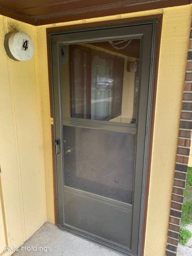 Main picture of 429 And 431 Maple St