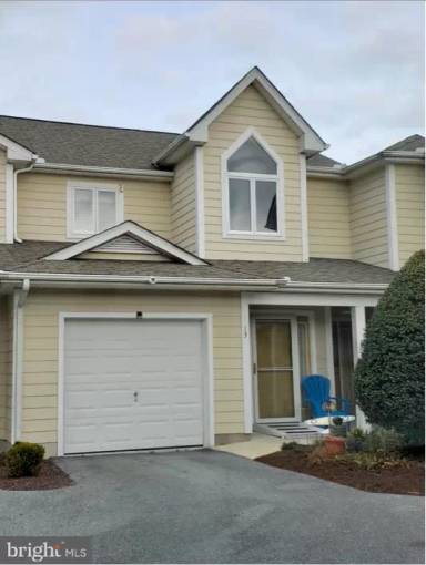 Main picture of 13 Pecan Ct