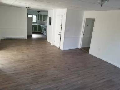 Main picture of 522 Main St
