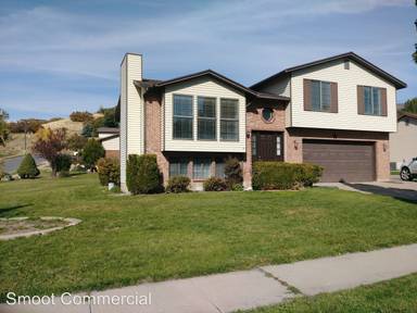 Main picture of 1763 Hayes Dr