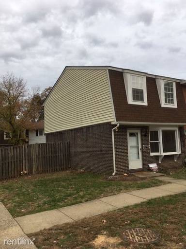 Main picture of 11790 Oak Manor Dr