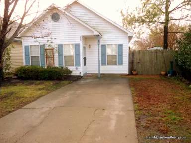 Main picture of 332 Pear Ridge Cir