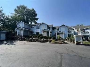 Main picture of 514 Maple Ave