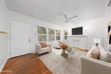Main picture of 6067 Lexington Ave