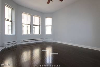 Main picture of 3631 W Dickens Ave