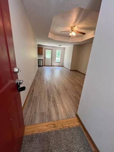 Main picture of 1052 S Hillcrest Ave