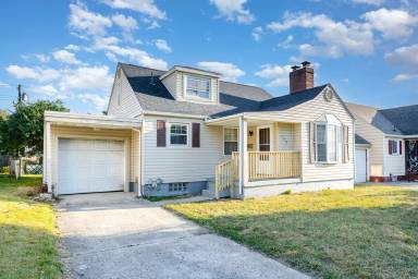 Main picture of 359 Castlewood Ave