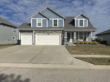 Main picture of 11426 Yecker Ave
