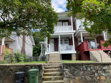Main picture of 1105 Walnut Ave