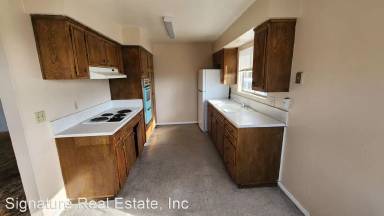Main picture of 1401 Montgomery Dr