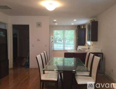 Main picture of 3606 Four Oaks Blvd