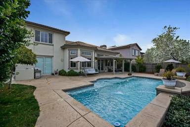 Main picture of 381 Chagall Ct