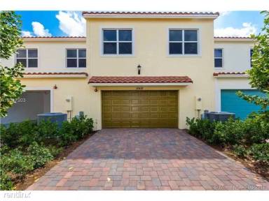 Main picture of 12418 NW 17th Ct