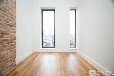 Main picture of 193 Bedford Ave