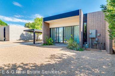 Main picture of 1203 E Meadowbrook Ave