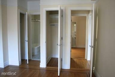 Main picture of 115 E 92nd St