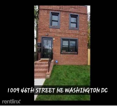 Main picture of 1009 46th St NE