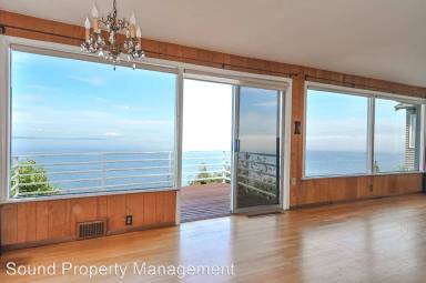 Main picture of 3260 NW Esplanade