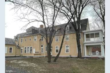 Main picture of 313 North St