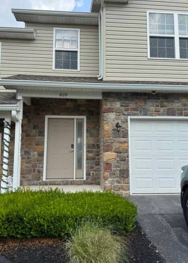 Main picture of 801 Jacks Mill Dr