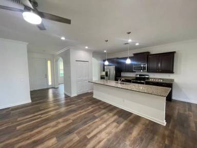 Main picture of 480 NW Windflower Ter