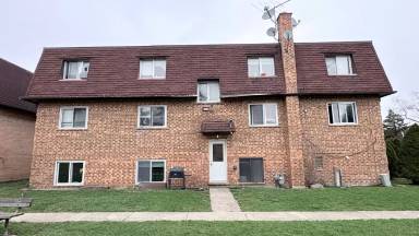 Main picture of 1225 E Woodbury Ln