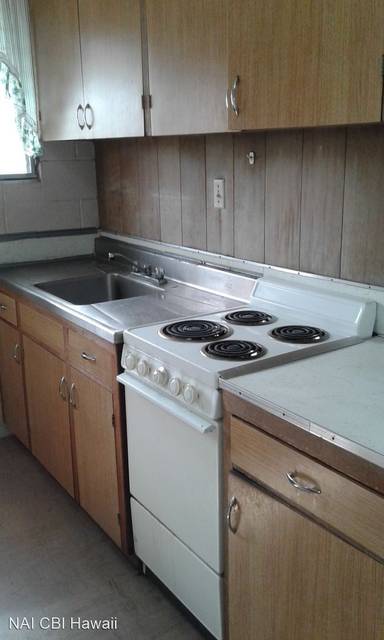 Main picture of 2914 Kaimuki Ave
