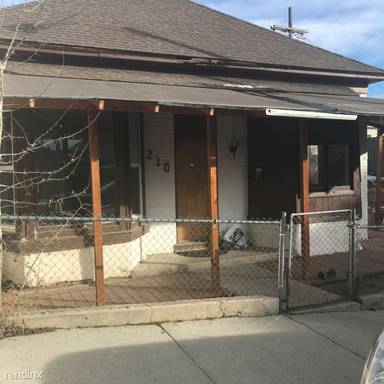 Main picture of 210 N Jackson St