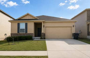 Main picture of 304 W Orion Dr