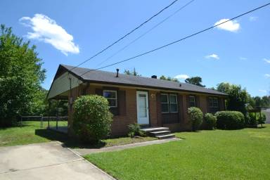 Main picture of 717 Friar Tuck Rd