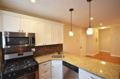 Main picture of 349 Sumner St