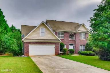 Main picture of 144 Moss Pointe Dr