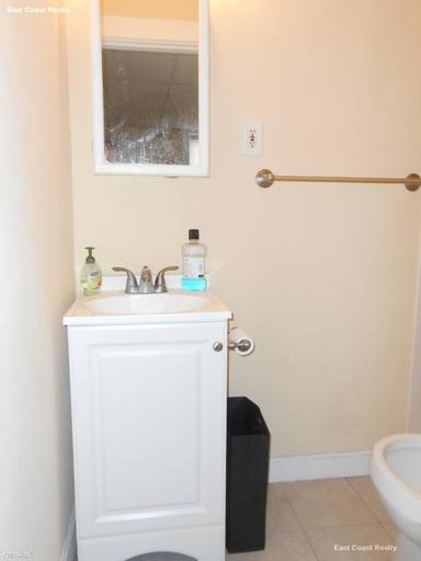 Main picture of 15 Park Vale Ave