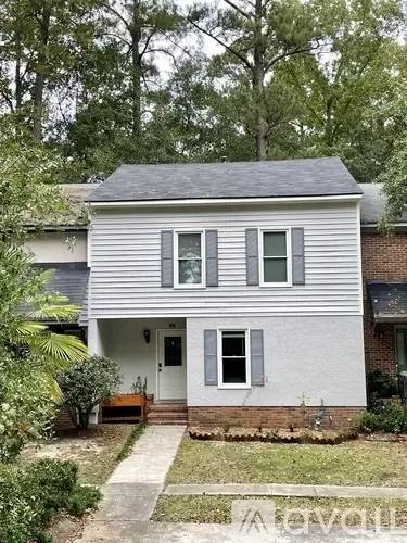 Main picture of 3011 Creek View Ct