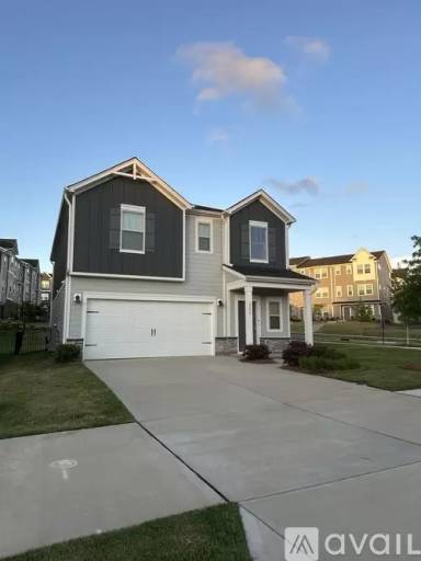 Main picture of 2606 Arbor Loop Dr