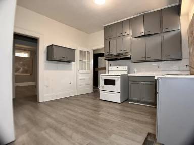 Main picture of 1820 Highland Ave
