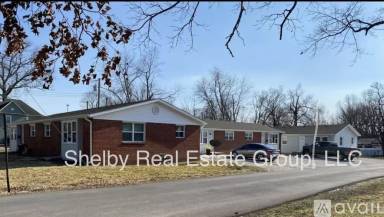 Main picture of 107 S Hughes St