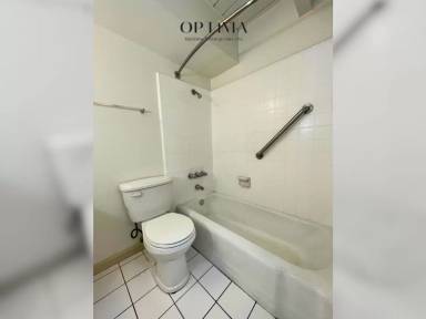 Main picture of 1019 E California Ave
