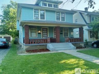Main picture of 329 Knecht Dr