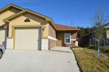Main picture of 925 Ramblewood St