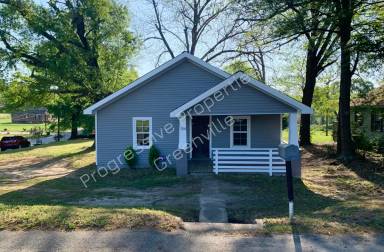 Main picture of 704 Sunnyside Dr