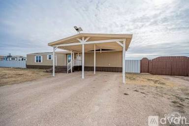 Main picture of 2196 Seguin St