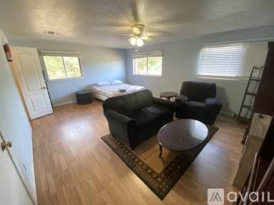 Main picture of 3612 Livingston Rd