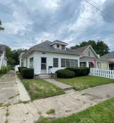 Main picture of 1730 N 13th St