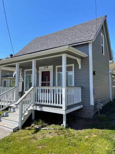 Main picture of 218 NW 3rd Ave