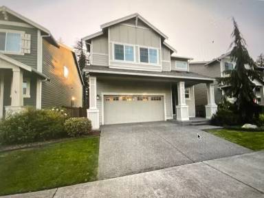 Main picture of 8828 Jayden St NE
