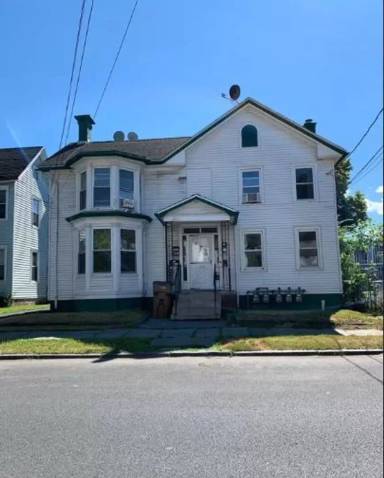 Main picture of 129 Clinton Ave
