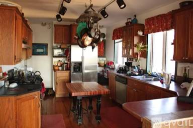 Main picture of 41 Lawn St