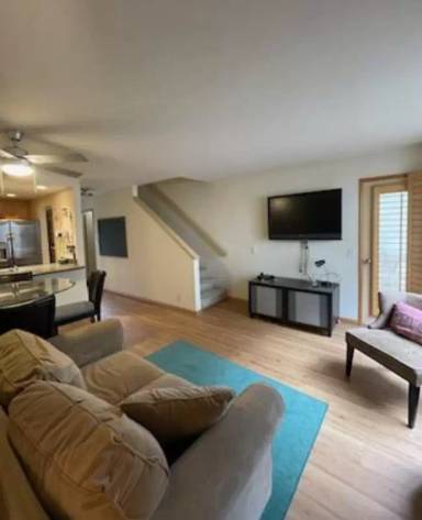 Main picture of 6909 Park Mesa Way